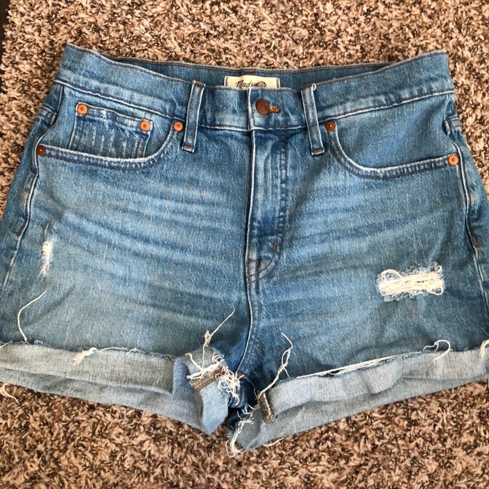 Made well Shorts